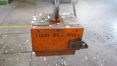 Image for product SOLLEVATORE MAGNETICO 1000 KG